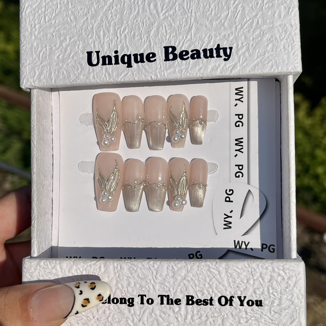 2.4cm Non-toxic & eco-friendly handmade press on nails for women number 465