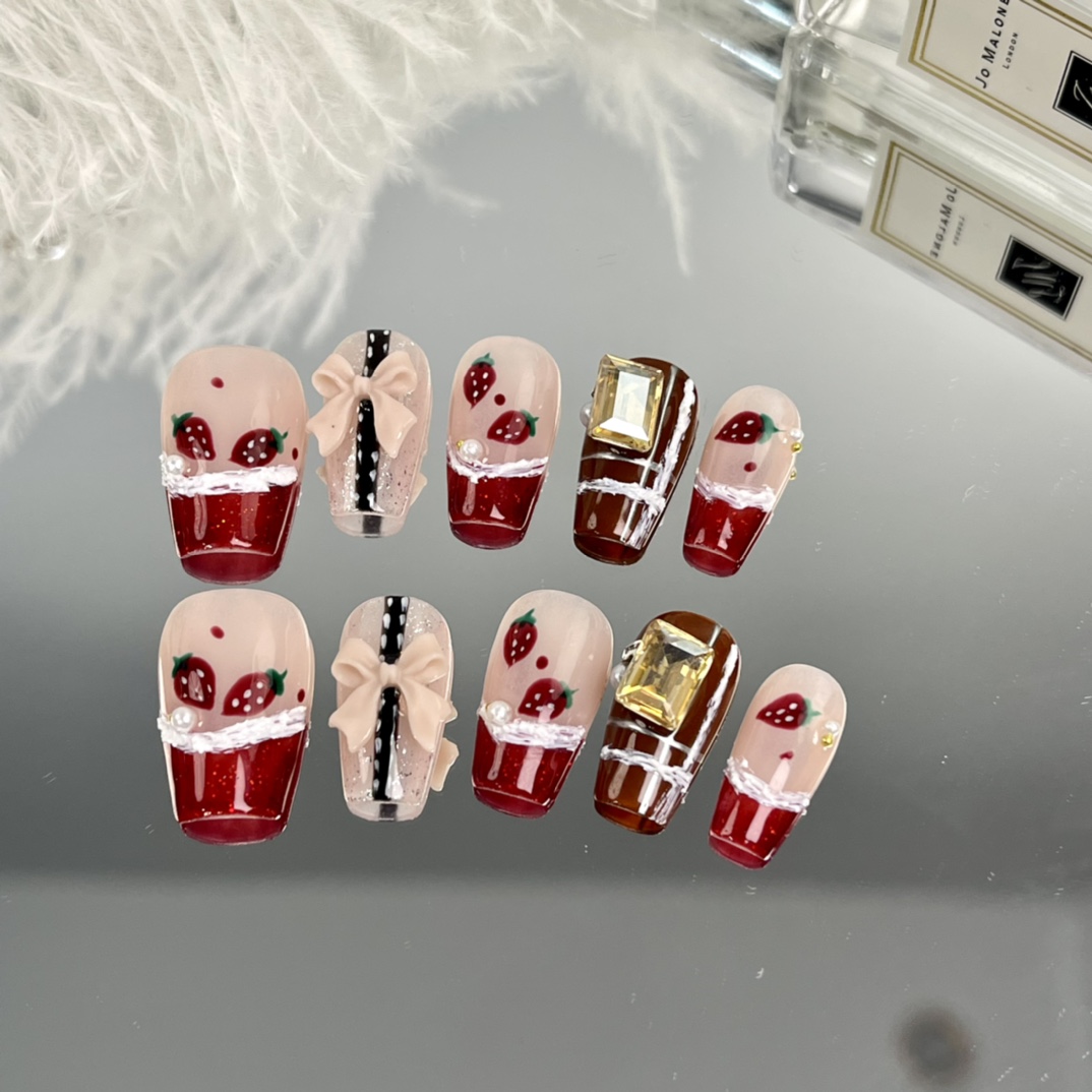 DIY nail kits Holiday-themed press on nails number 457