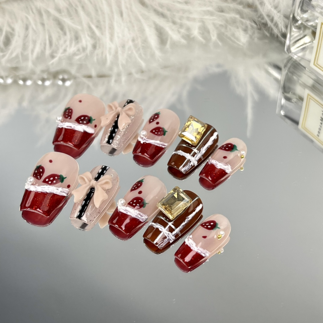 DIY nail kits Holiday-themed press on nails number 457
