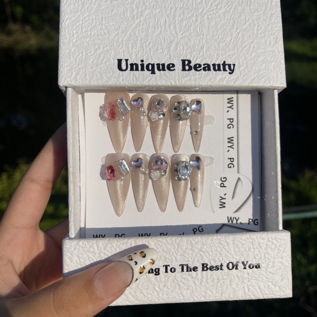 3cm Eco Friendly Reusable Fake Nails Non Toxic and Durable Nail Art for Daily Wear number 439