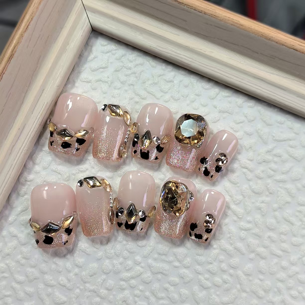 1.6cm Wedding Ready Press On Nails with Elegant and Subtle Designs number 493