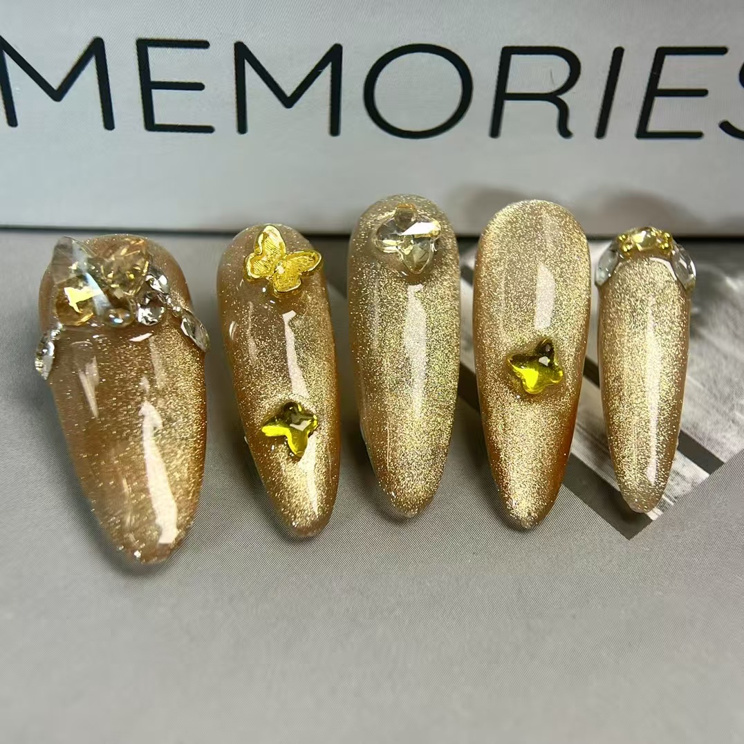 luxury 2.5cm Gold artificial nails with Gold Accent for a Bold Look number 477