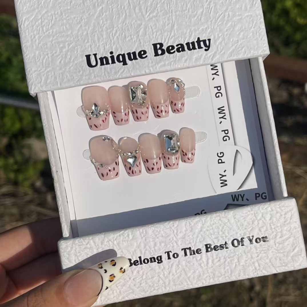 2cm Holiday Themed Press On Nails for Christmas and New Year Celebrations number 466