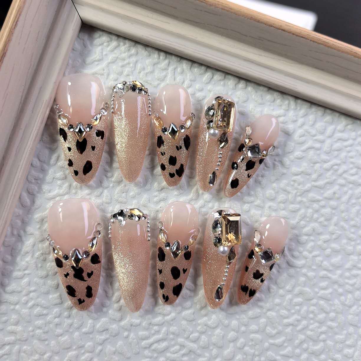 3cm TikTok Ready Press On Nails for Bold and Colorful Statements number 497