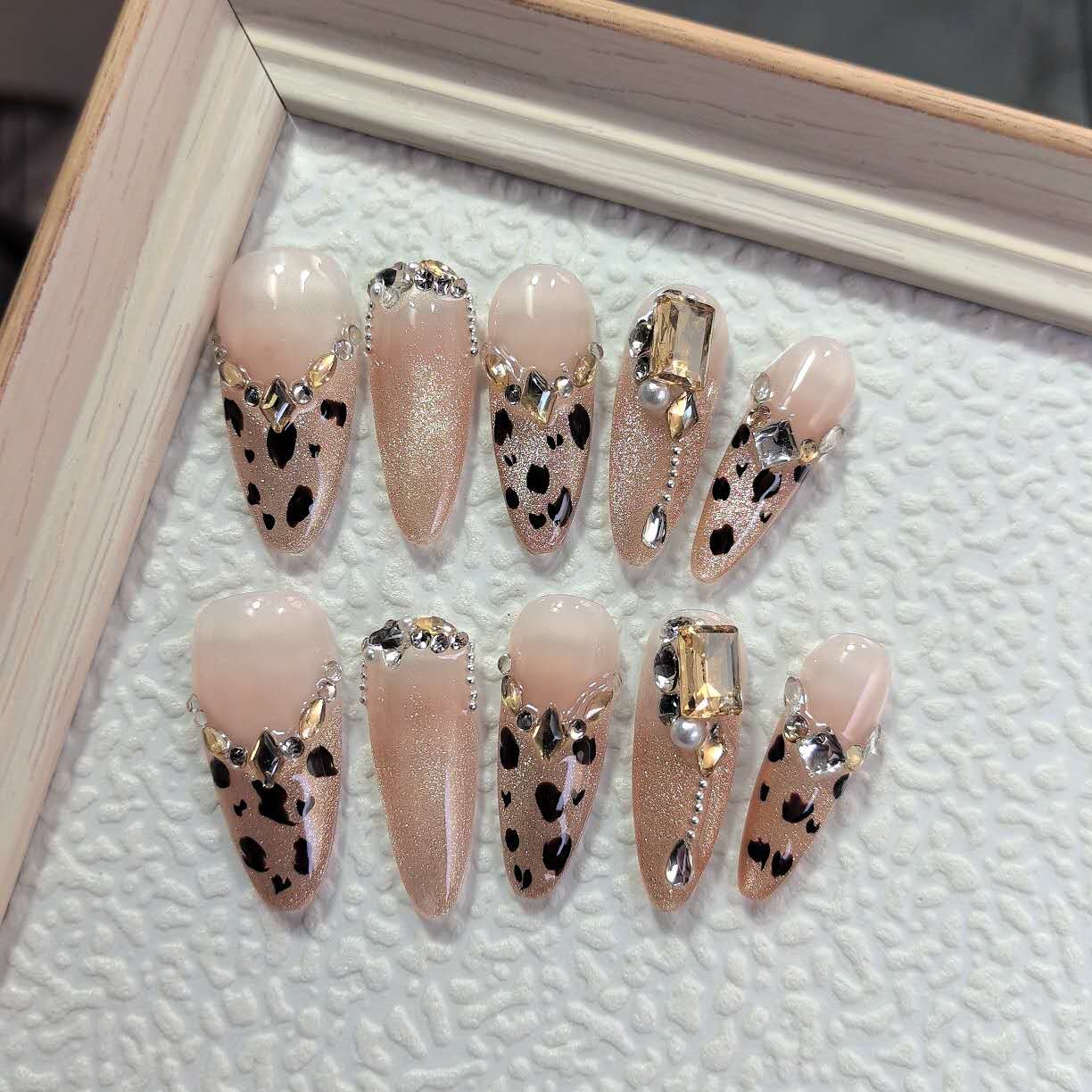 3cm TikTok Ready Press On Nails for Bold and Colorful Statements number 497