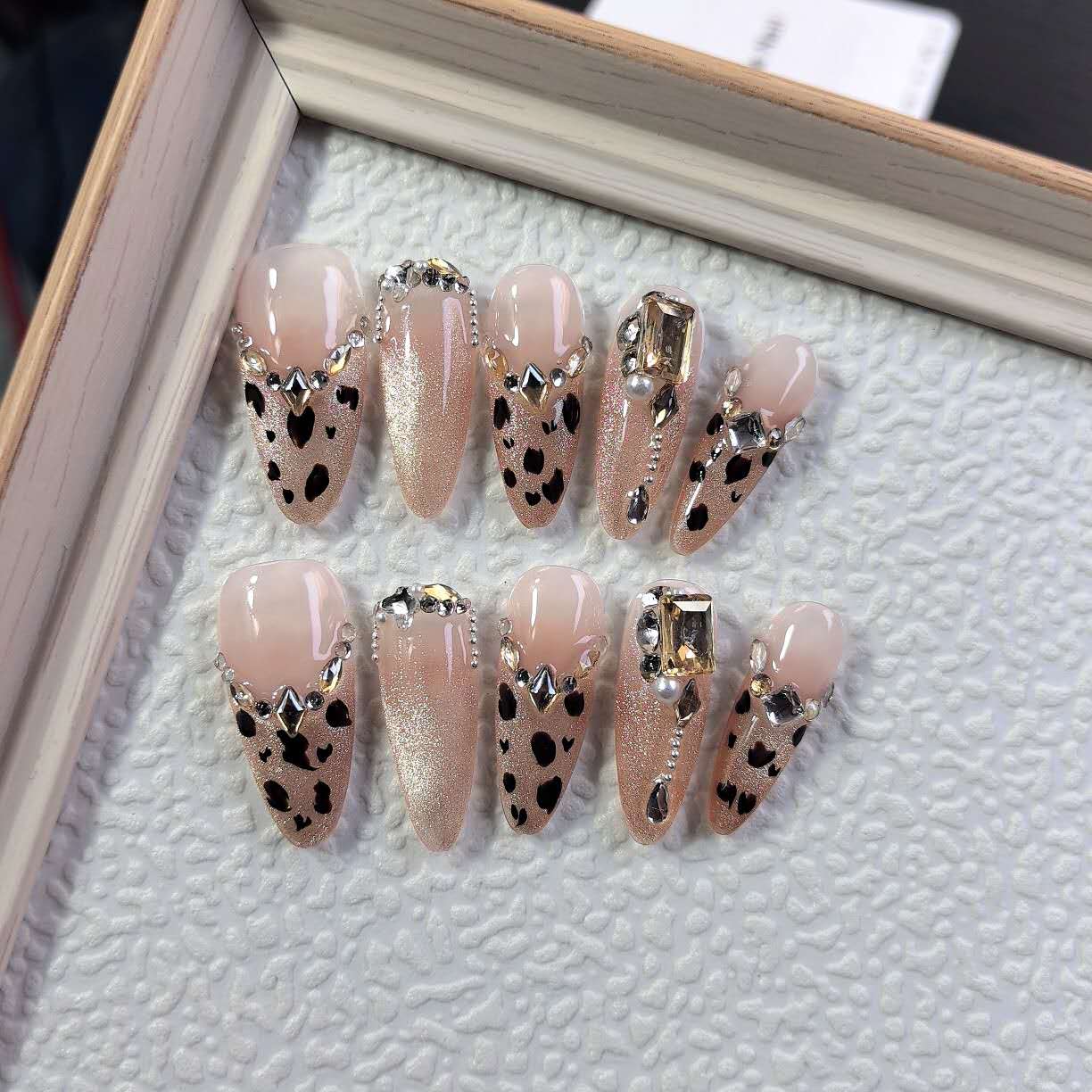 3cm TikTok Ready Press On Nails for Bold and Colorful Statements number 497