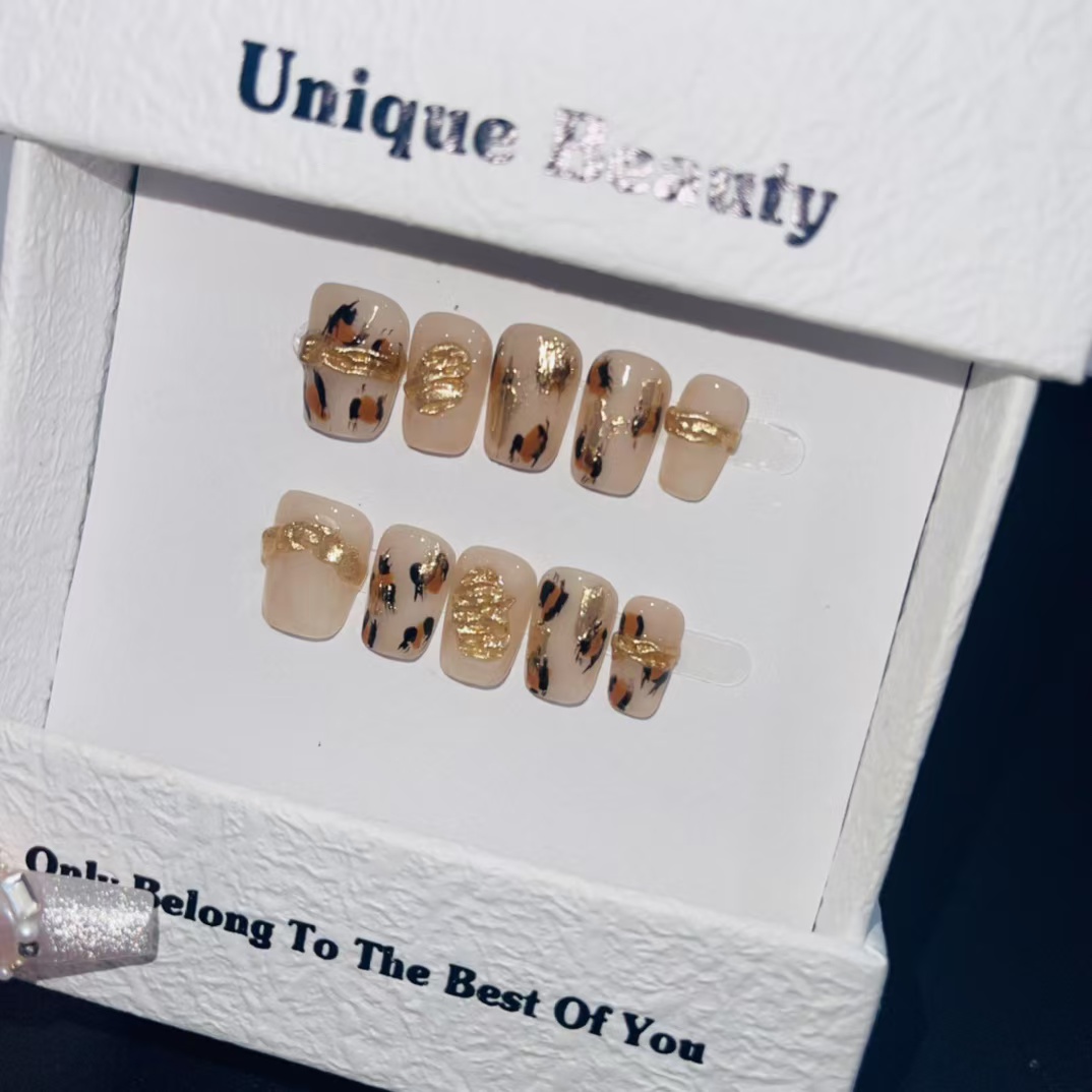 1.6cm Instagram Ready Press On Nails with Glitter and Ombre Effects number 417