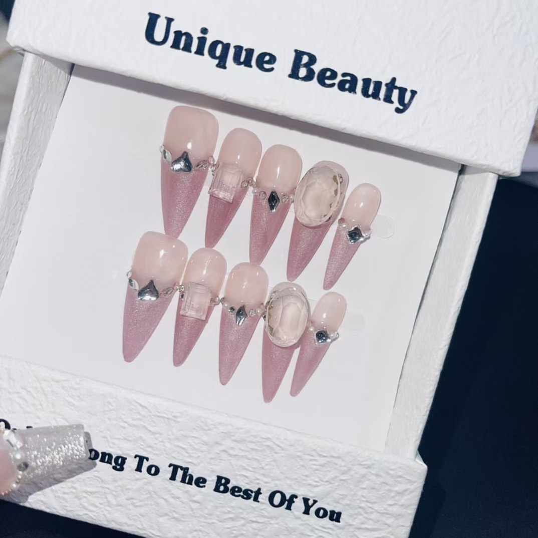 3cm TikTok Ready Vegan press on Nails for a Stylish and Ethical Beauty Statement number 425