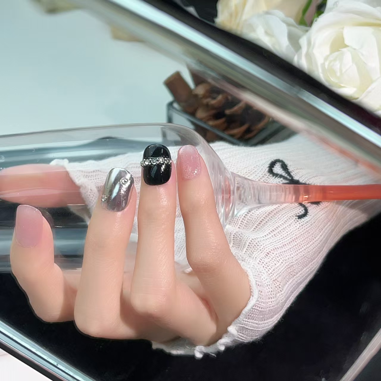 1.6cm Affordable and Reusable press on Nails with High Quality Professional Finish number 374