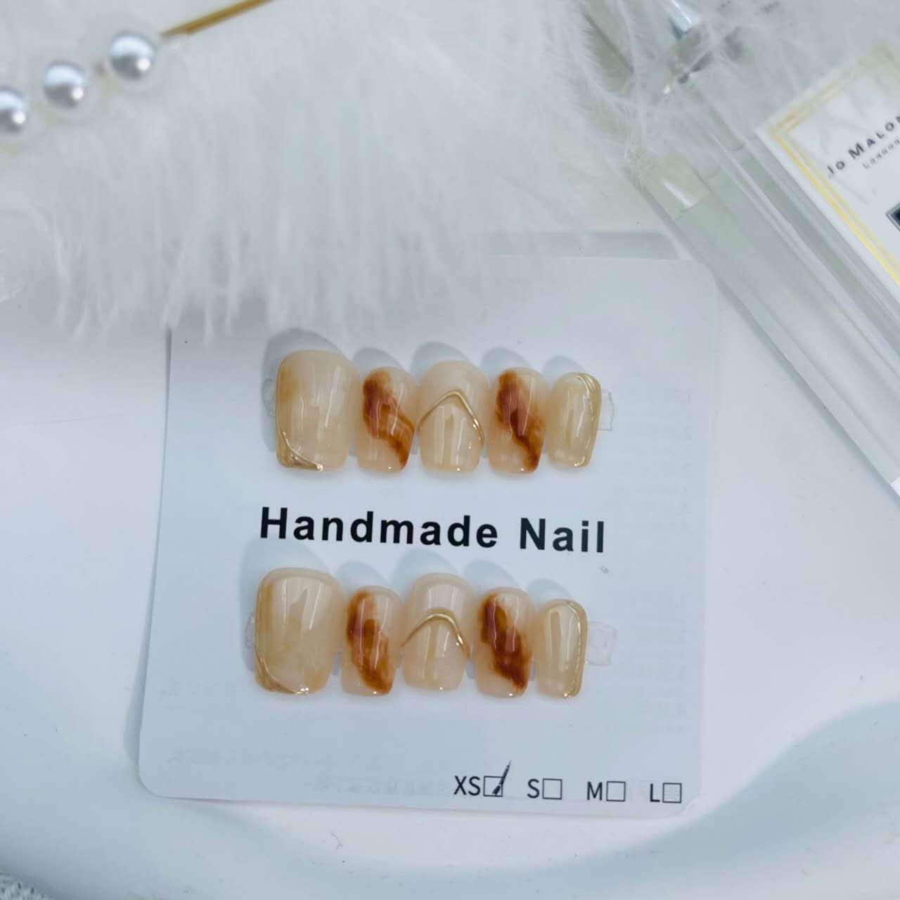 1.6cm Quick and Hassle Free artificial nails with Pre Applied Glue Options number 391