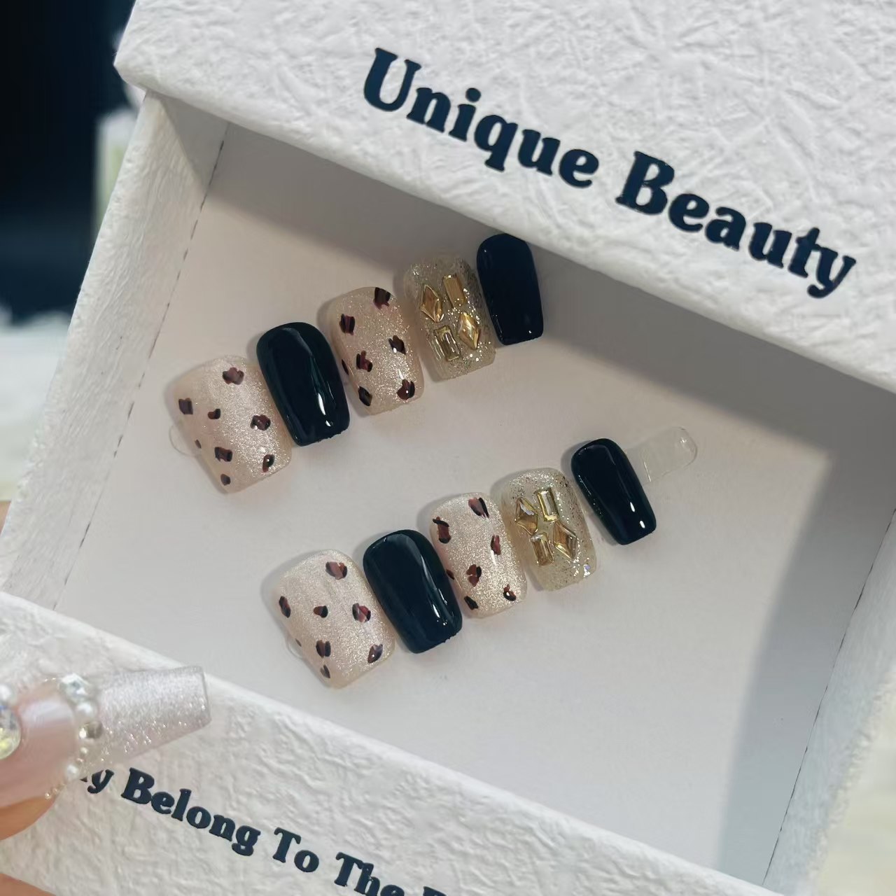 1.6cm Elegant Nude artificial nails Perfect for Weddings and Formal Events number 400