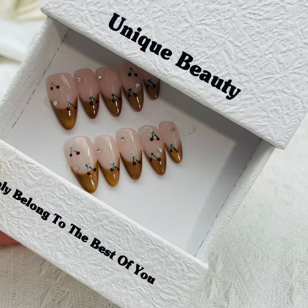 2.5cm Artistic press on Nail Designs with Holographic and Metallic Chrome Options number 402