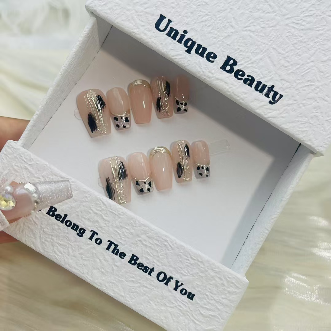 2cm Press On Nails with Adjustable Sizes for Comfortable and Durable Wear number 413
