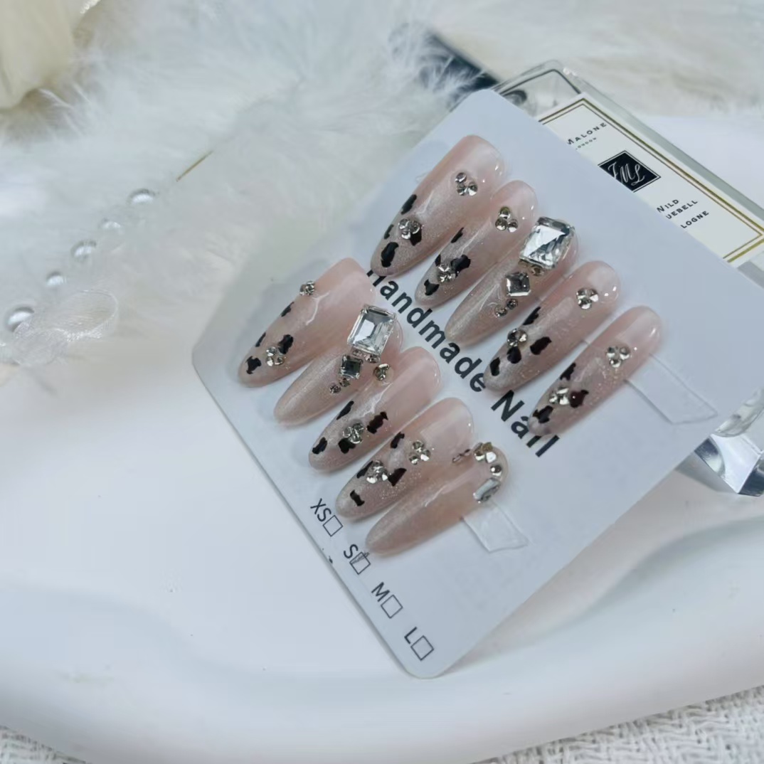 3cm Ready to Wear Nails with Minimal Effort for a Polished Look number 395