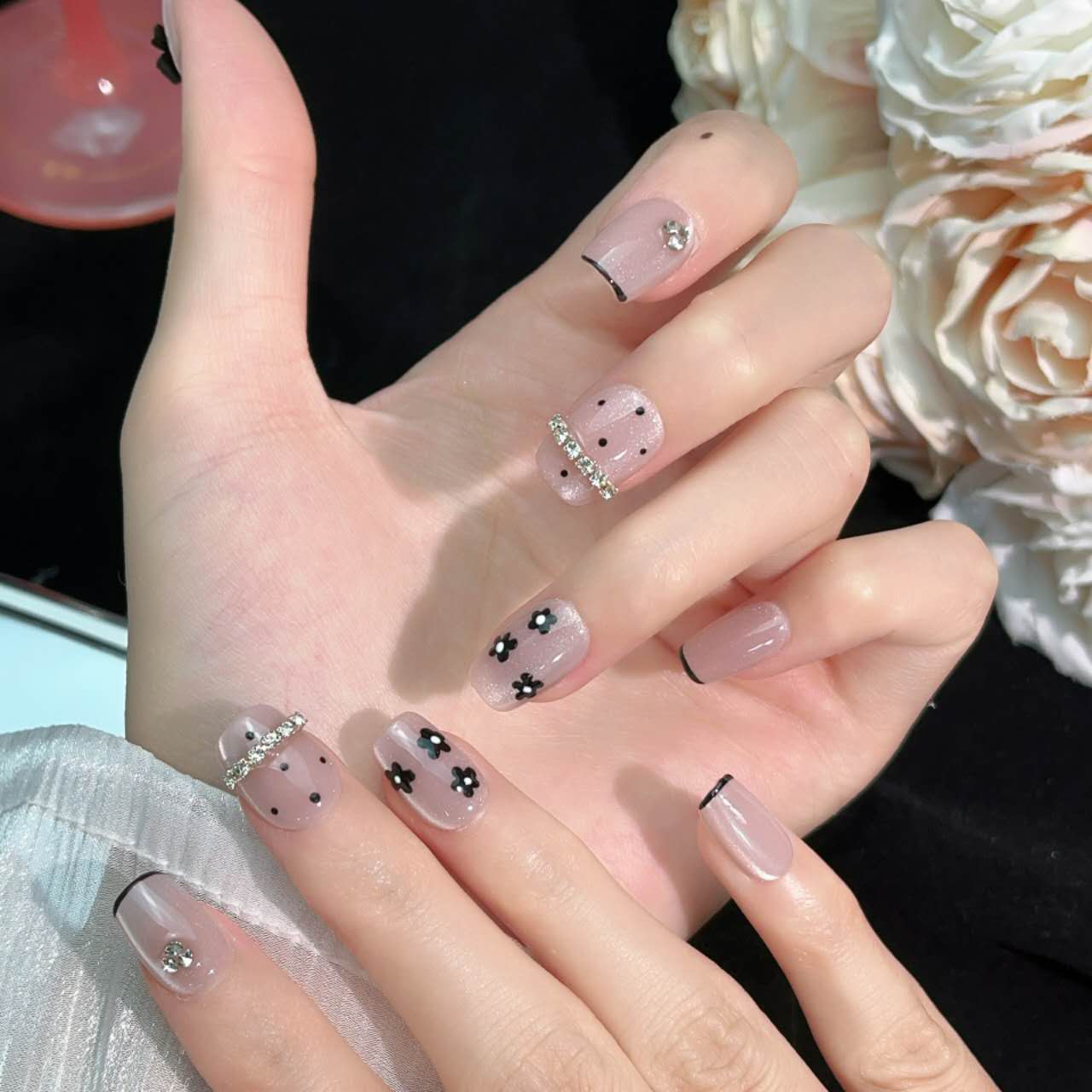 2024 best selling 1.6cm Long Lasting Press On Nails for Natural Everyday Looks number 331