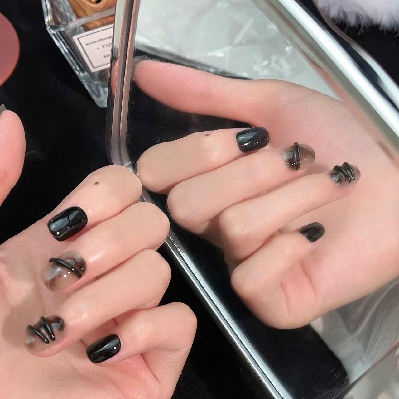 1.6cm Stylish Press On Nails for Special Occasions or Events