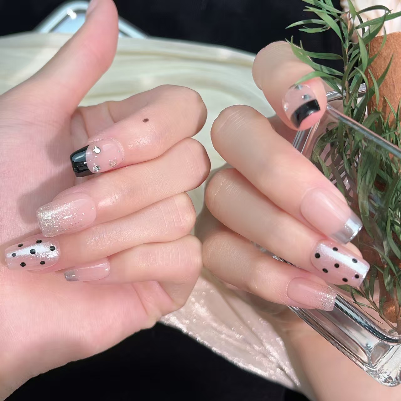 1.6cm Glitter Press On Nails for Parties and Bold Celebrations number 358