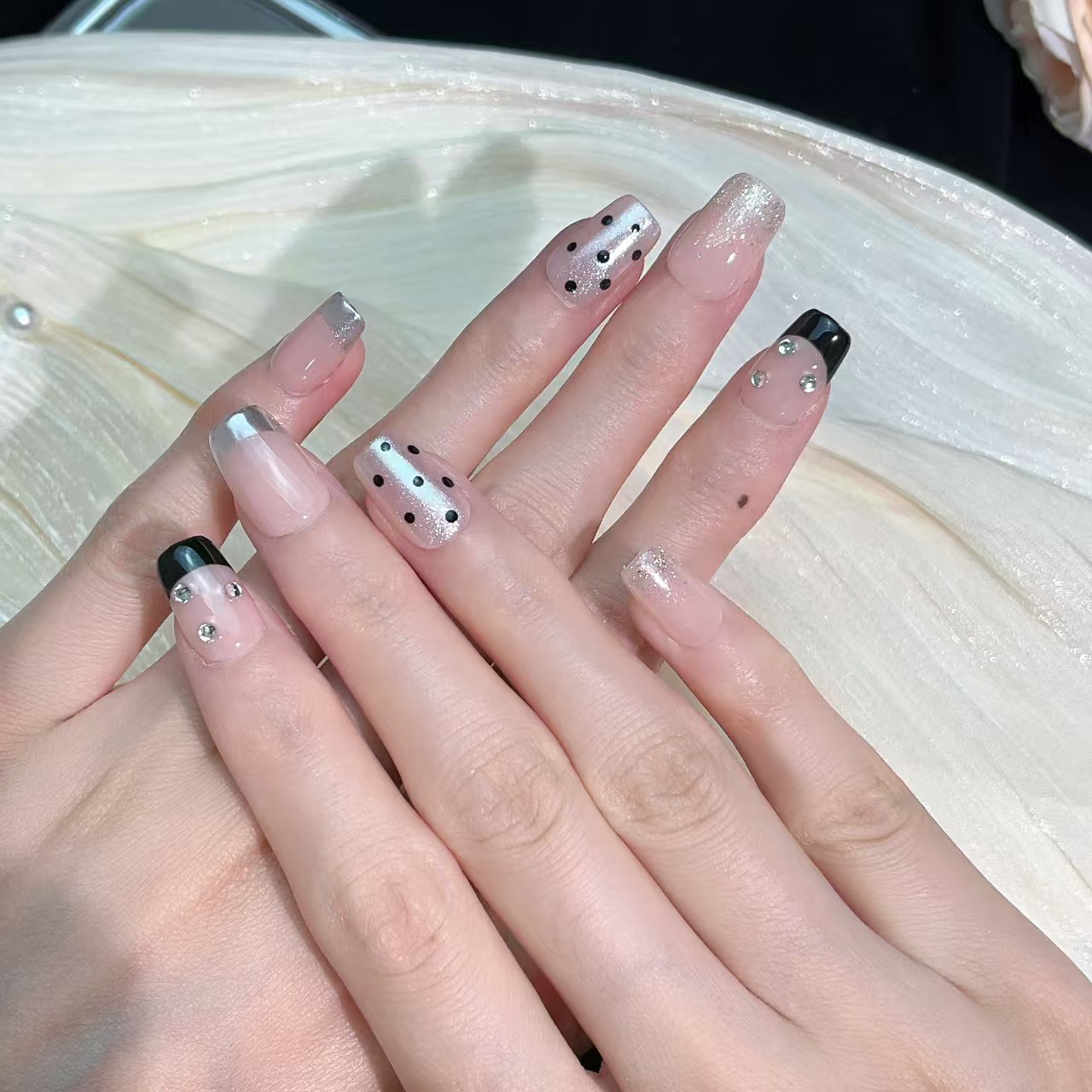 1.6cm Glitter Press On Nails for Parties and Bold Celebrations number 358
