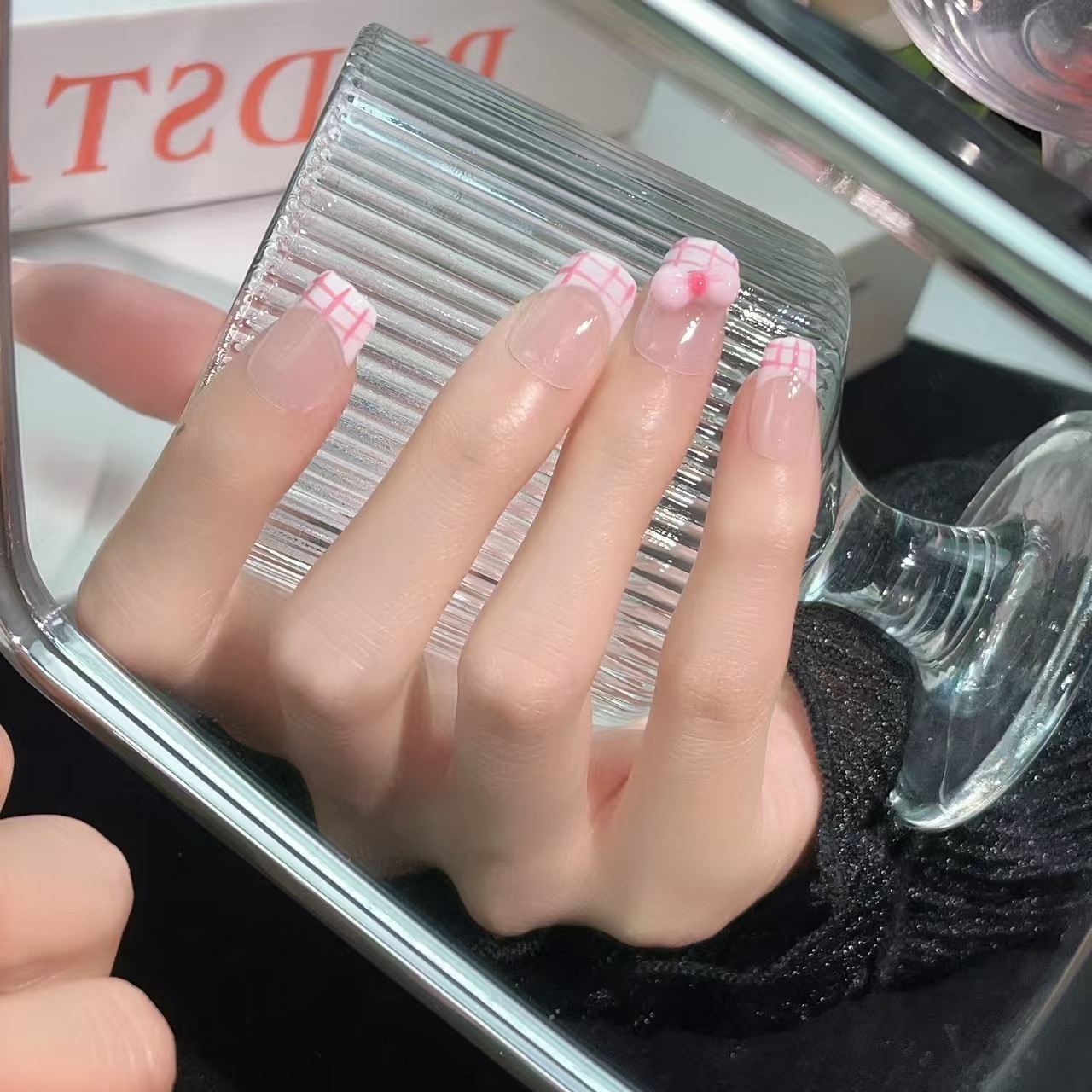 1.6cm Quick Press On Nails for Instant DIY Nail Transformations number 362