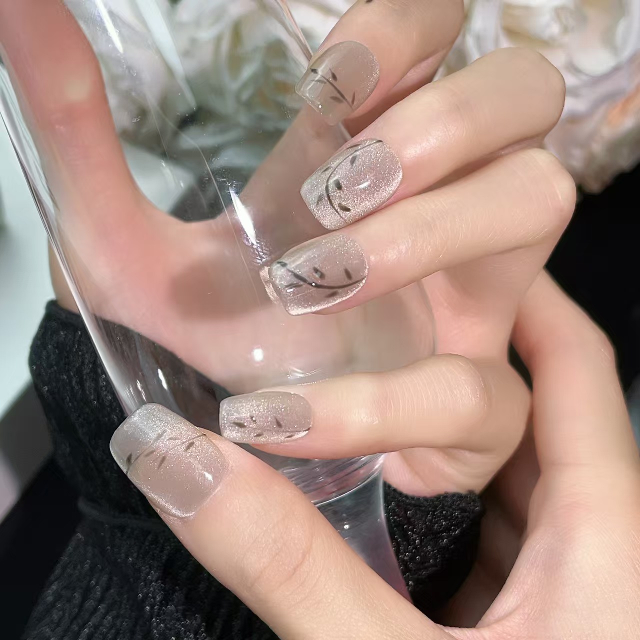 1.6cm Short Length Press On Nails – Minimalist and Stylish Design number 365