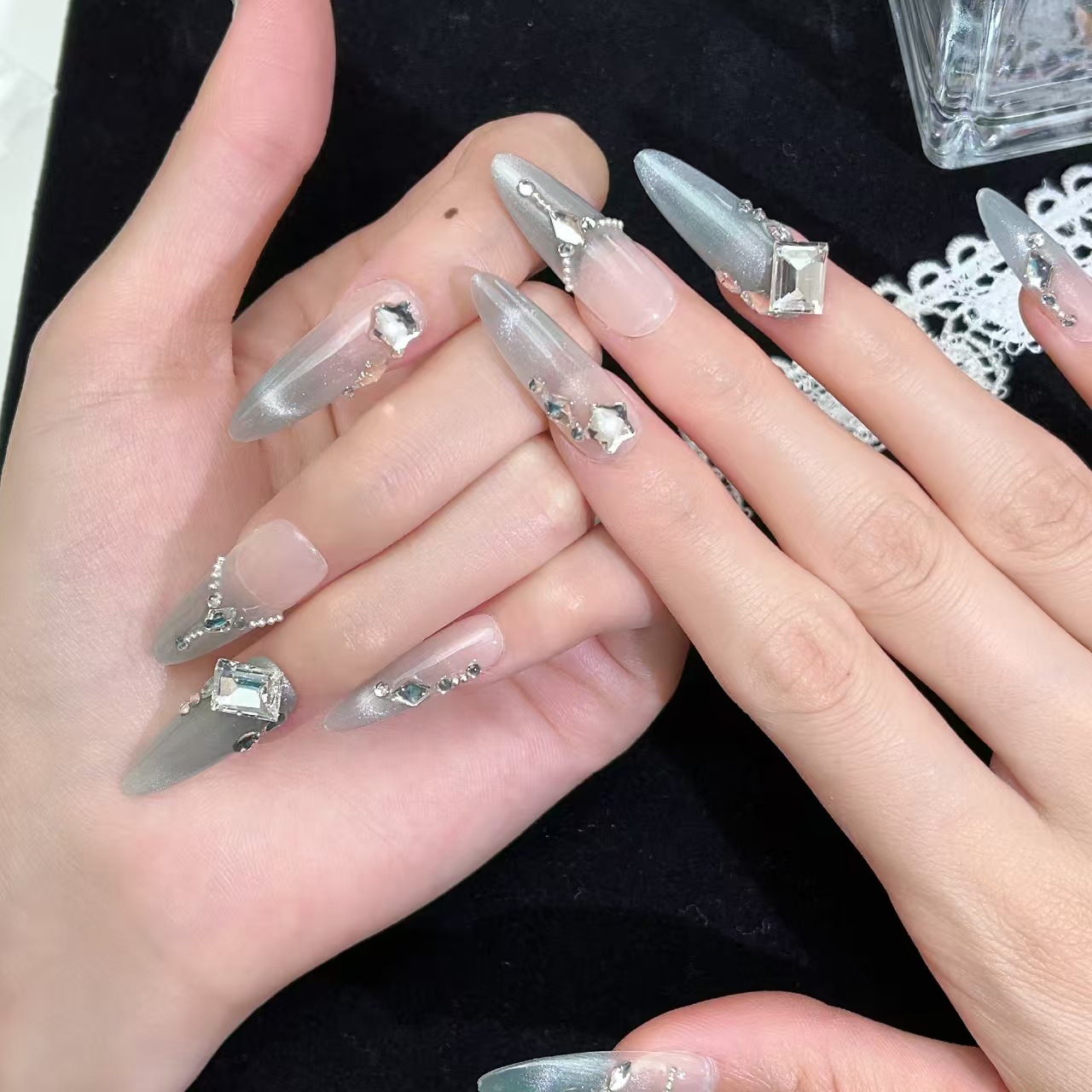 3cm Long Press On Nails in Vibrant Colors for Standout Style number 330