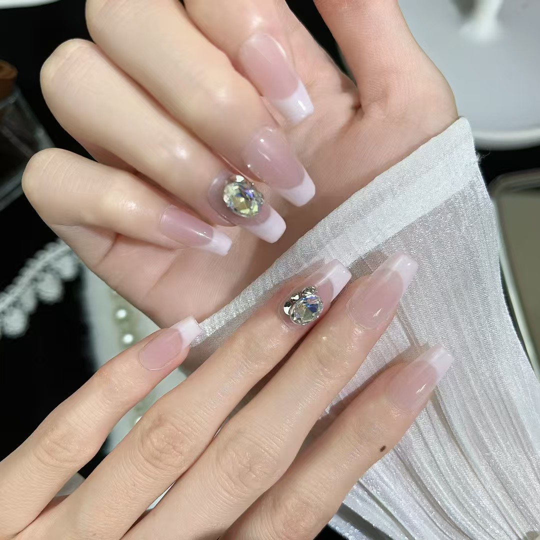 2cm Trendy Press On Nails for Teens – Fun and Bold Designs number 352