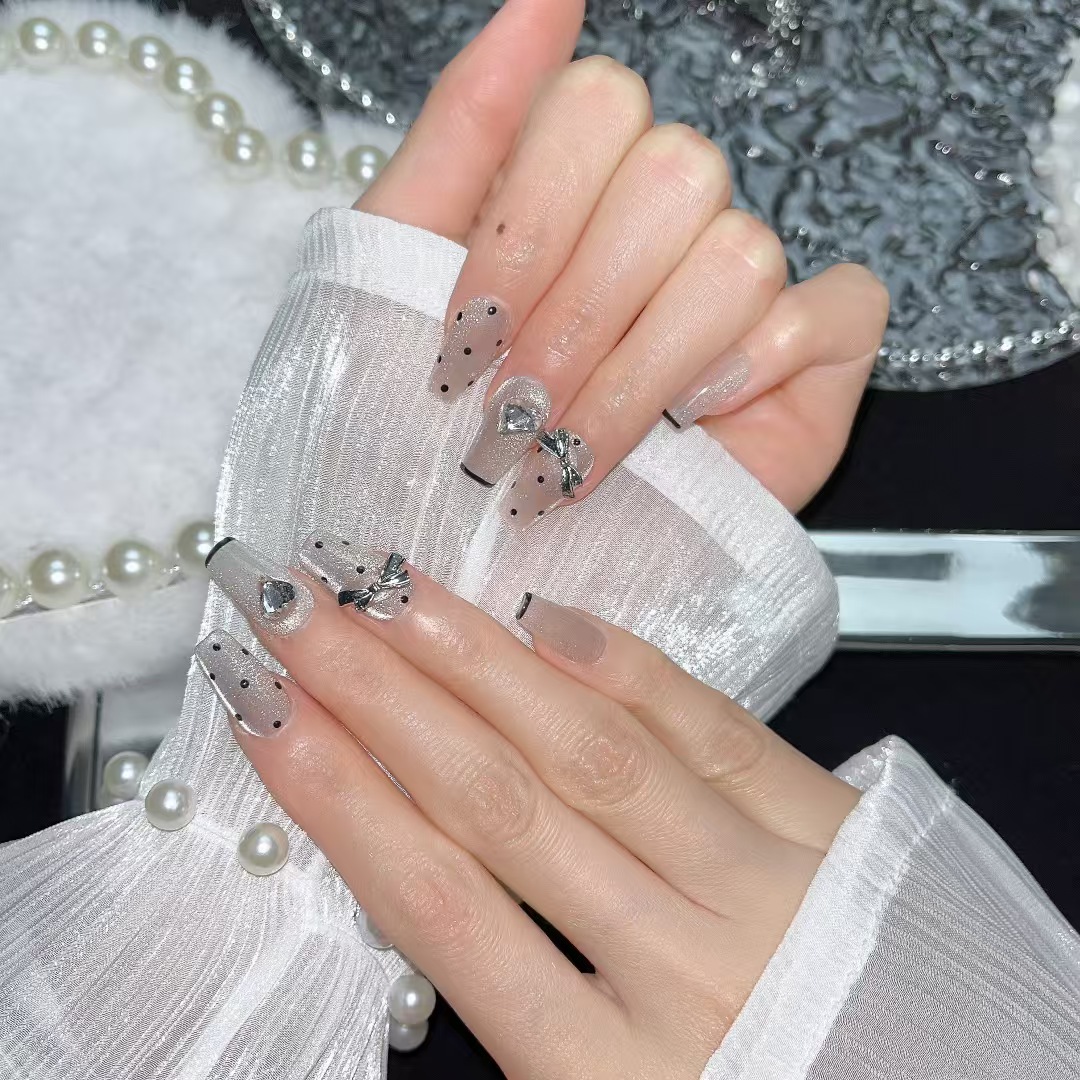 2cm Short Artificial Nails for Minimalist Everyday Elegance number 315