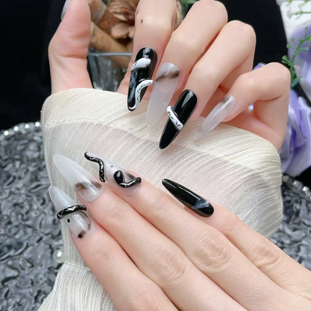 3cm French Tip False Nails for a Timeless and Classic Style number 46