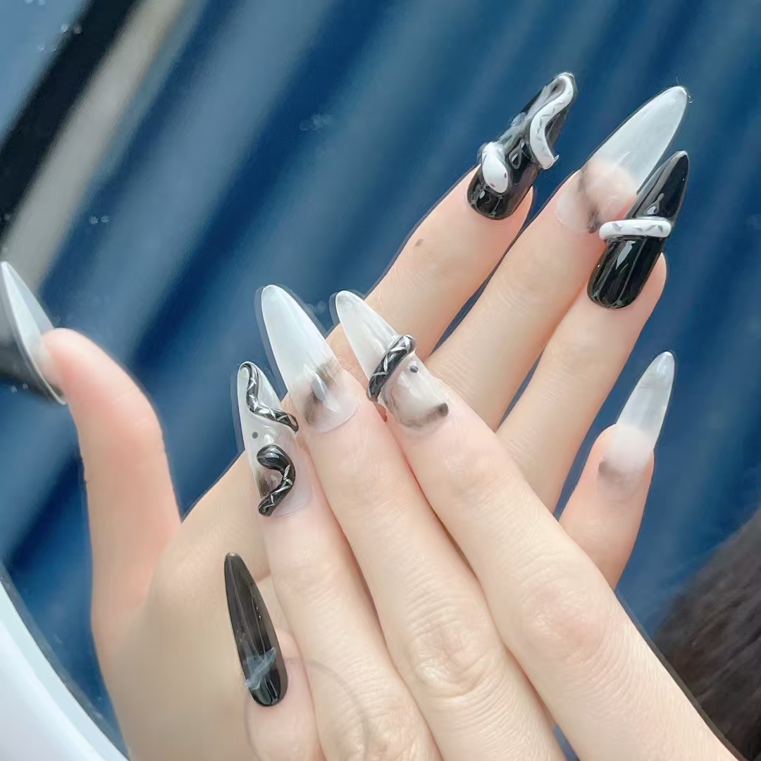 3cm French Tip False Nails for a Timeless and Classic Style number 46