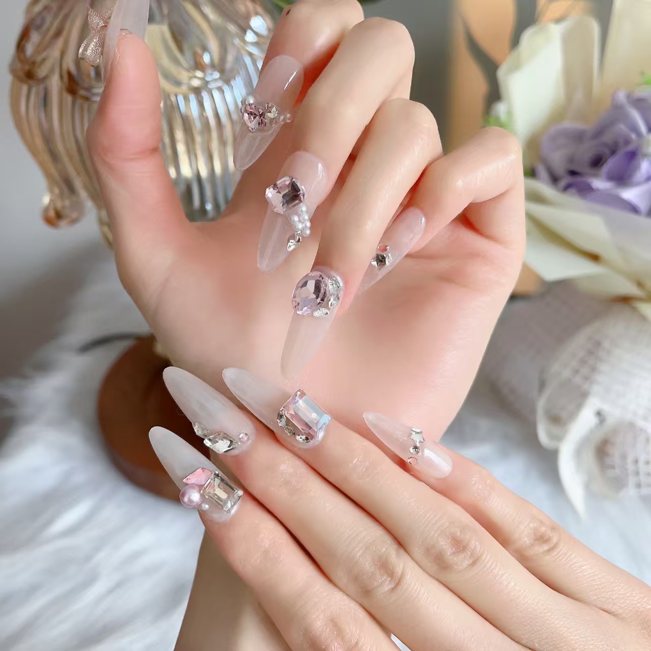3cm Valentine’s Day Press On Nails with Romantic Heart Patterns number 300