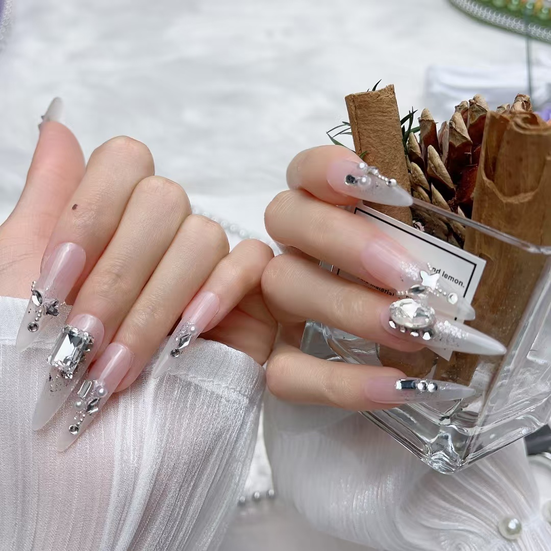 3cm Holiday False Nails with Sparkly Gold and Silver Accents number 317