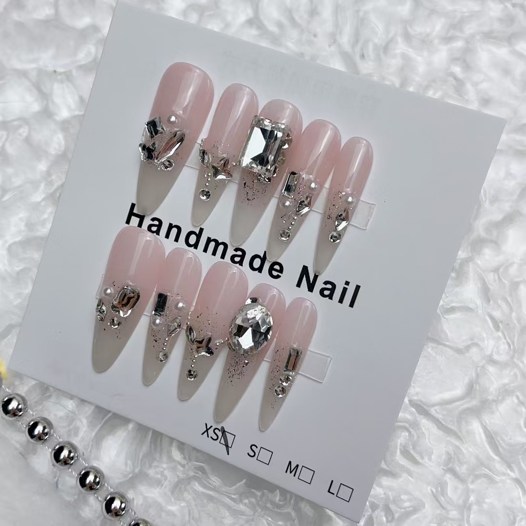 3cm Holiday False Nails with Sparkly Gold and Silver Accents number 317