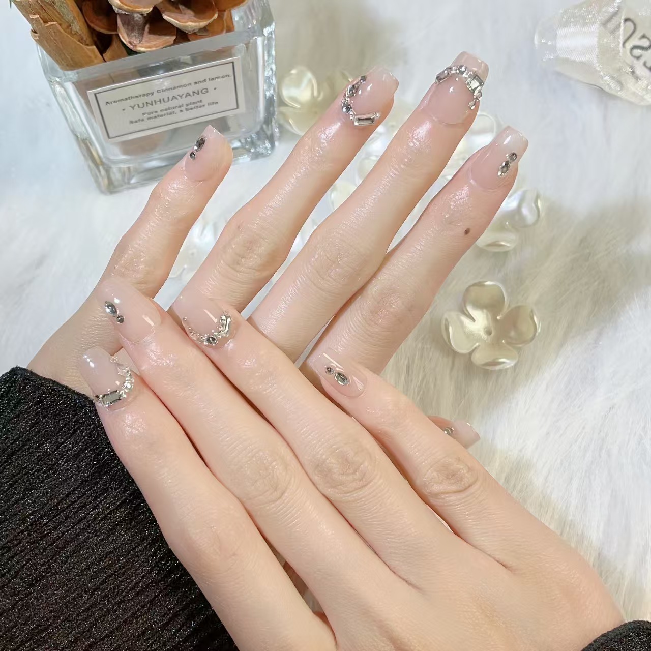 1.6cm Reusable Artificial Nails for Eco-Conscious and Stylish Women number 272