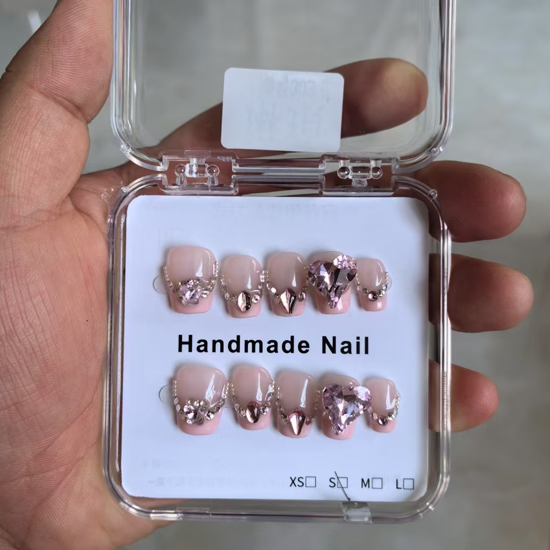 1.6cm Premium False Nails for Those Who Love Luxury Nail Art number number 303