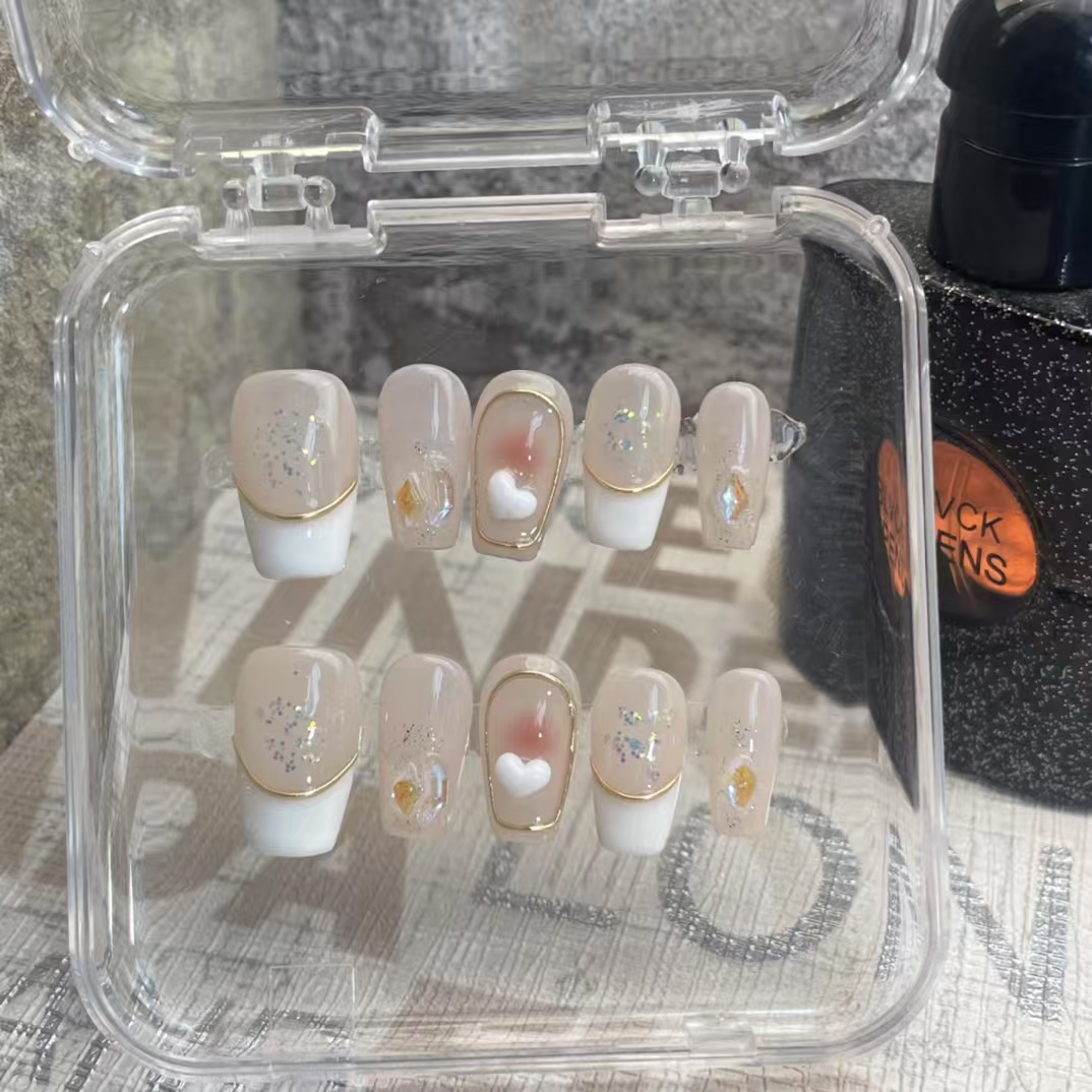 2cm Waterproof Artificial Nails for All-Day Confidence and Comfort number 260