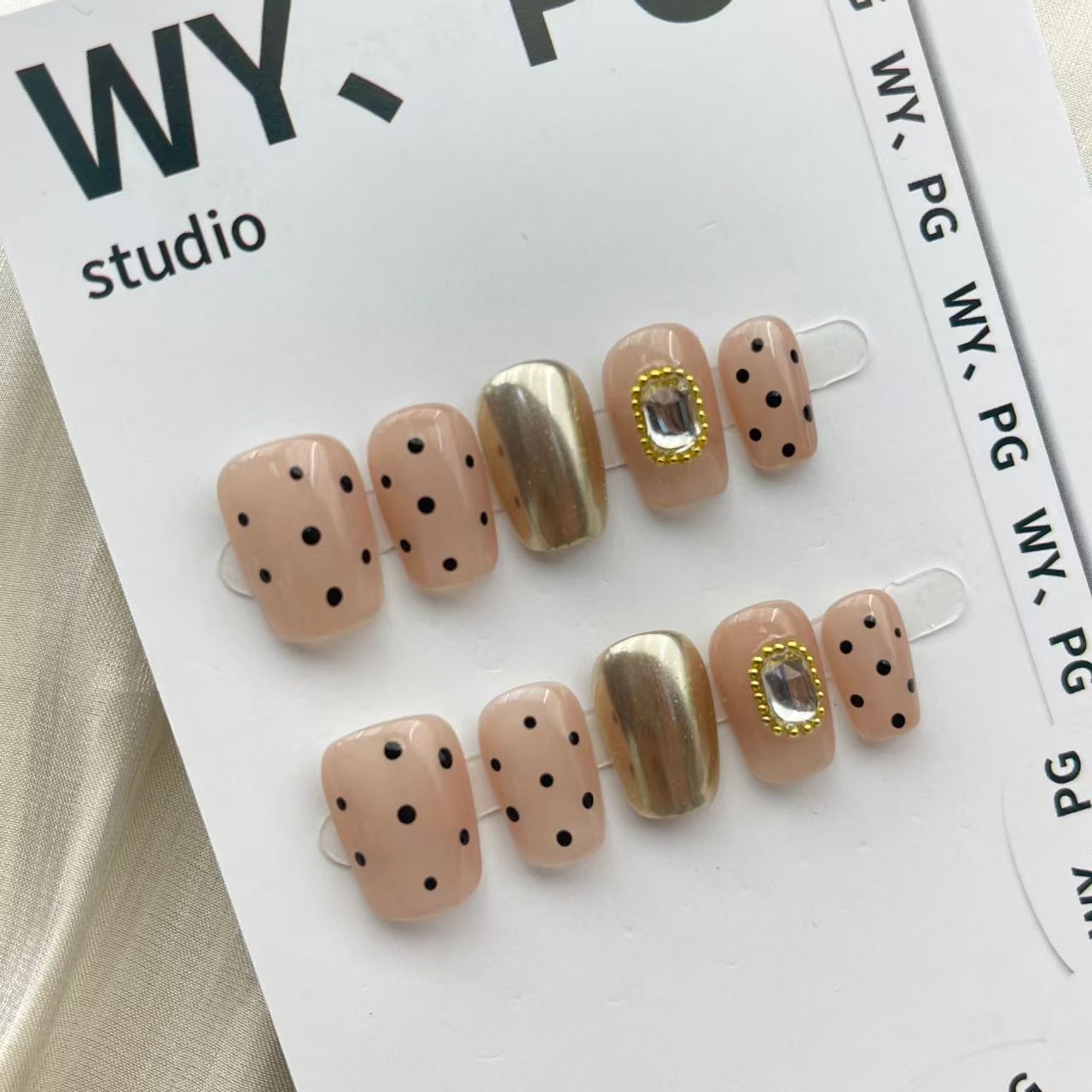 1.6cm Easy Application False Nails for a Salon Finish at Home number 186