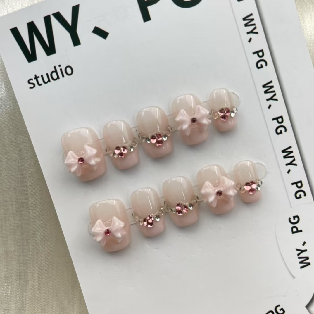 1.6cm Customizable Artificial Nails for Any Occasion number 198