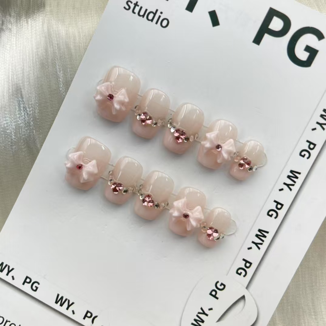 1.6cm Customizable Artificial Nails for Any Occasion number 198