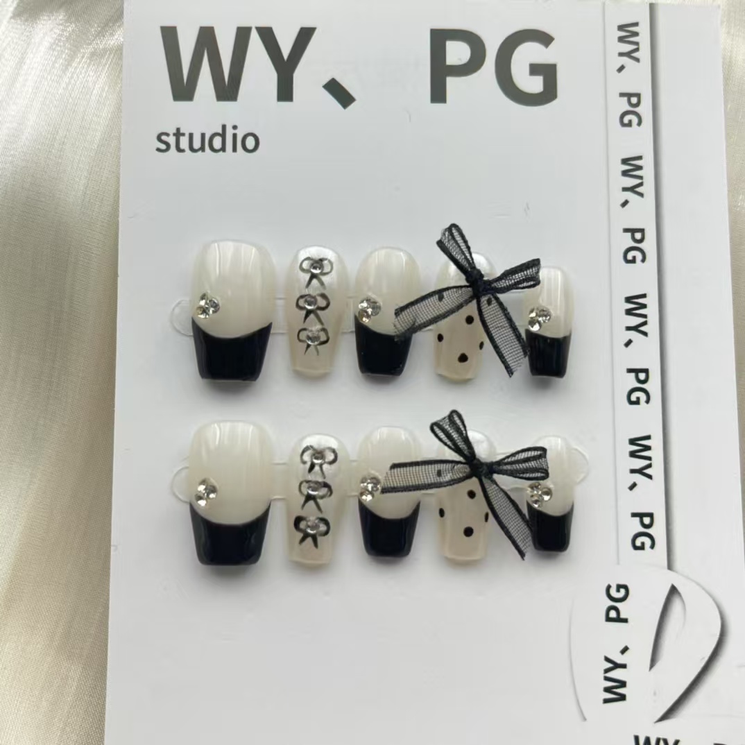 2cm Long-Lasting Press On Nails for Work Travel or Events number 185