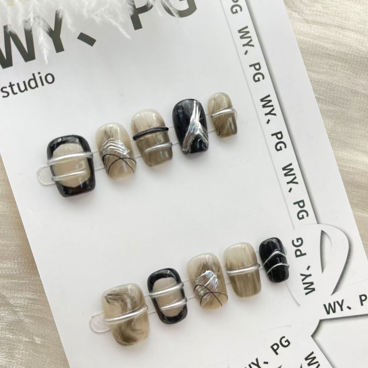 1.6cm Long-Wear Press On Nails for Active Lifestyles and Durability number 43