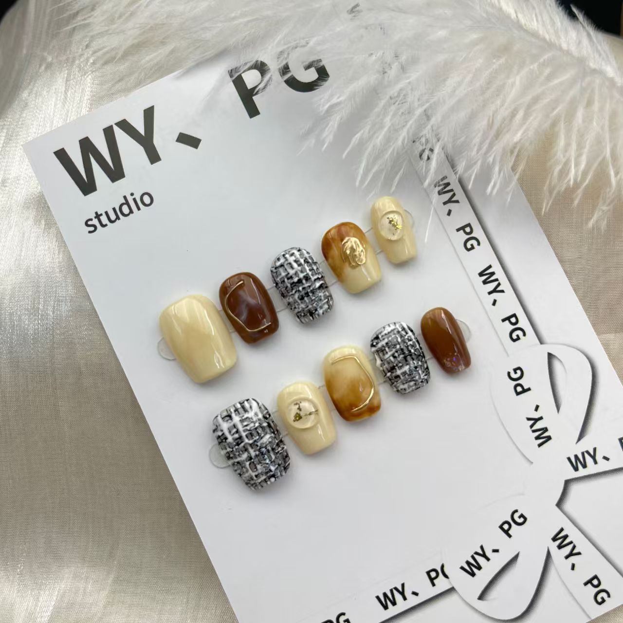 1.6cm Reusable Artificial Nails with Professional-Level number 88