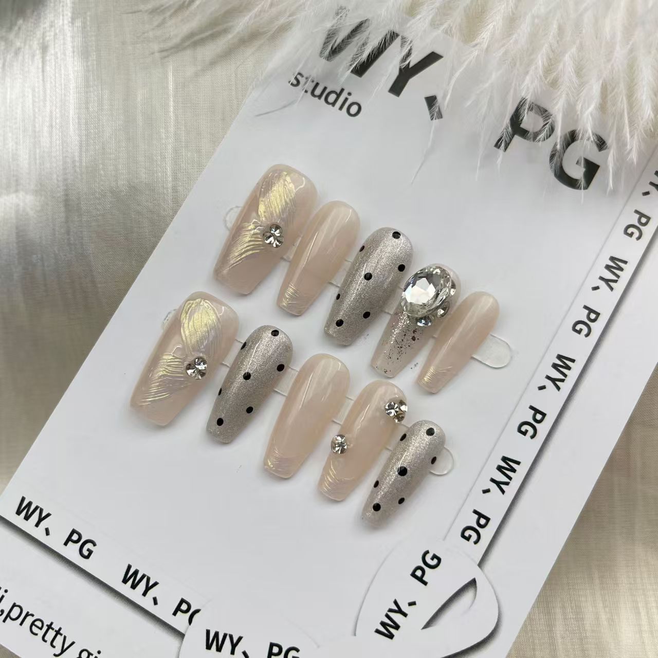 2.5cm Reusable Jelly Texture Press-On Nails with Glossy Finish number 135