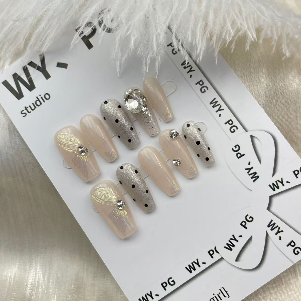 2.5cm Reusable Jelly Texture Press-On Nails with Glossy Finish number 135